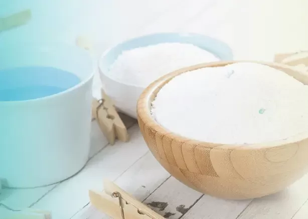 Detergenti lichizi vs. pulbere: Care este diferenta?